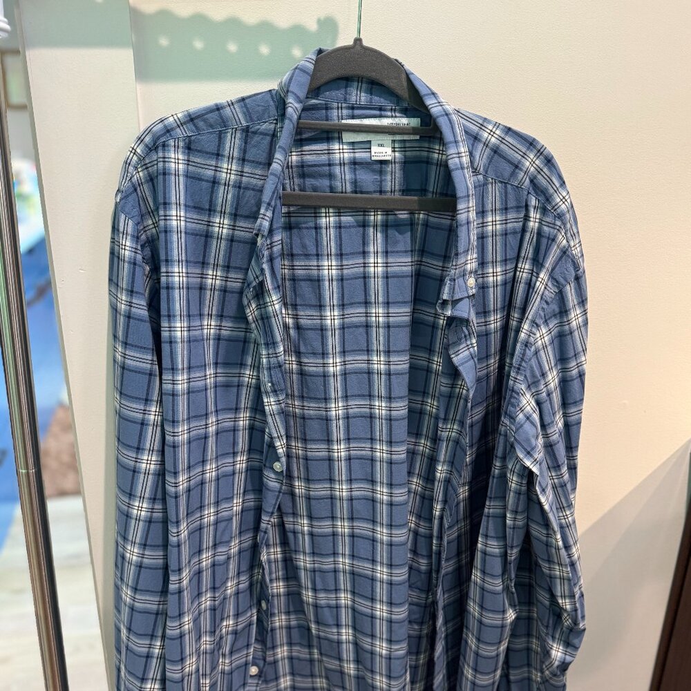 Men's Old Navy Classic Everyday Shirt- XXL